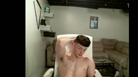 sexylax69  05-03-2022